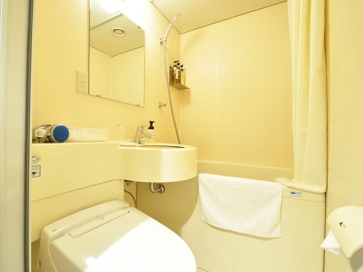 Comfort-dobbeltværelse - ikke-ryger - privat badeværelse | Badeværelse | Kombination af bruser/badekar, gratis toiletartikler, hårtørrer