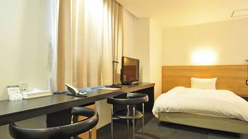 Comfort-værelse med 2 enkeltsenge - ikke-ryger - privat badeværelse | Skrivebord, strygejern/strygebræt, gratis Wi-Fi