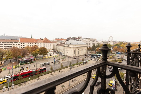 Property grounds - Luxury Apartment in the Heart of Budapest (Budapest)