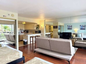 Interior - Large Studio with Full Kitchen at Ilikai Hotel (Honolulu)