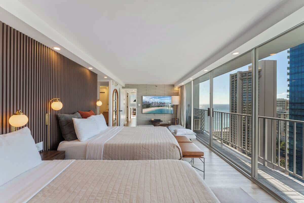 Iron/ironing board, WiFi