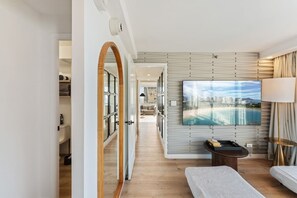 Iron/ironing board, WiFi - 30FL-Fantastic Ocean View 2BR/2BTH-Waikiki Beach! (Honolulu)