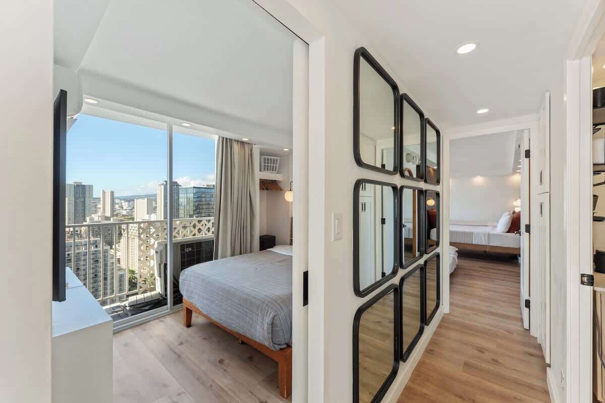 Tabla de planchar con plancha y wifi 