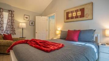 Family Apartment, Mountain View | Iron/ironing board, free WiFi, wheelchair access