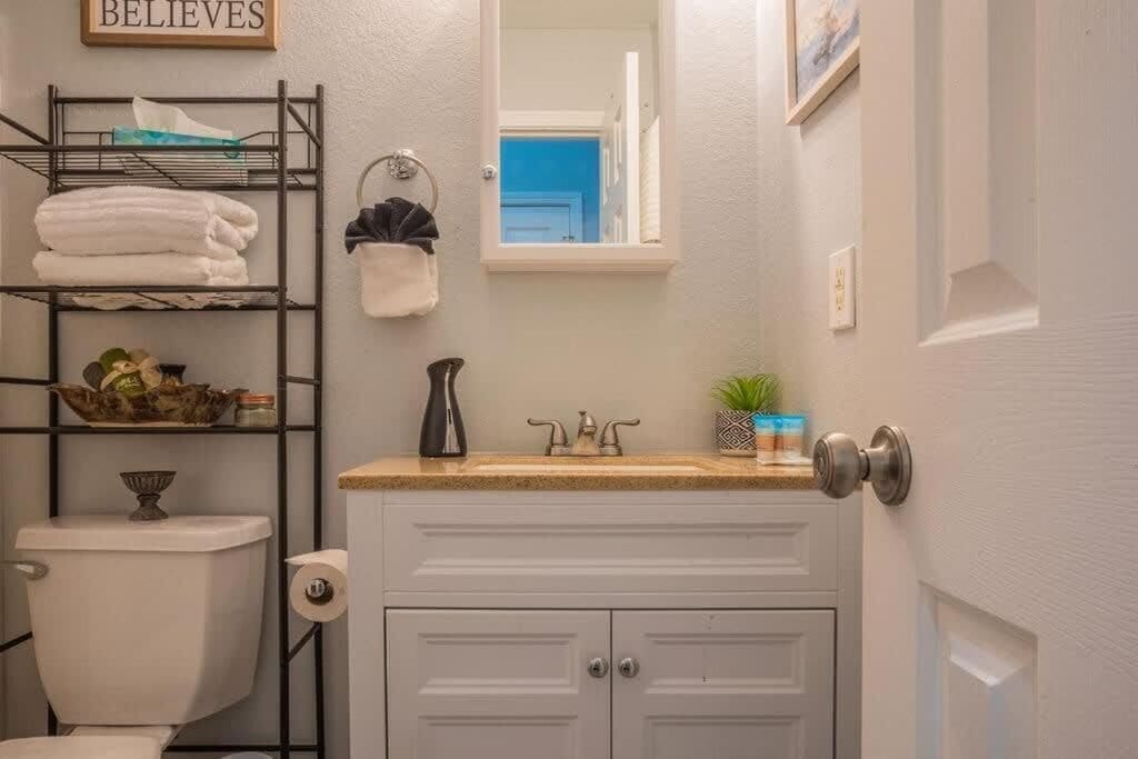 Family Apartment, Mountain View | Bathroom
