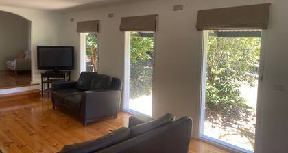 Country cottage in the heart of the Yarra Valley