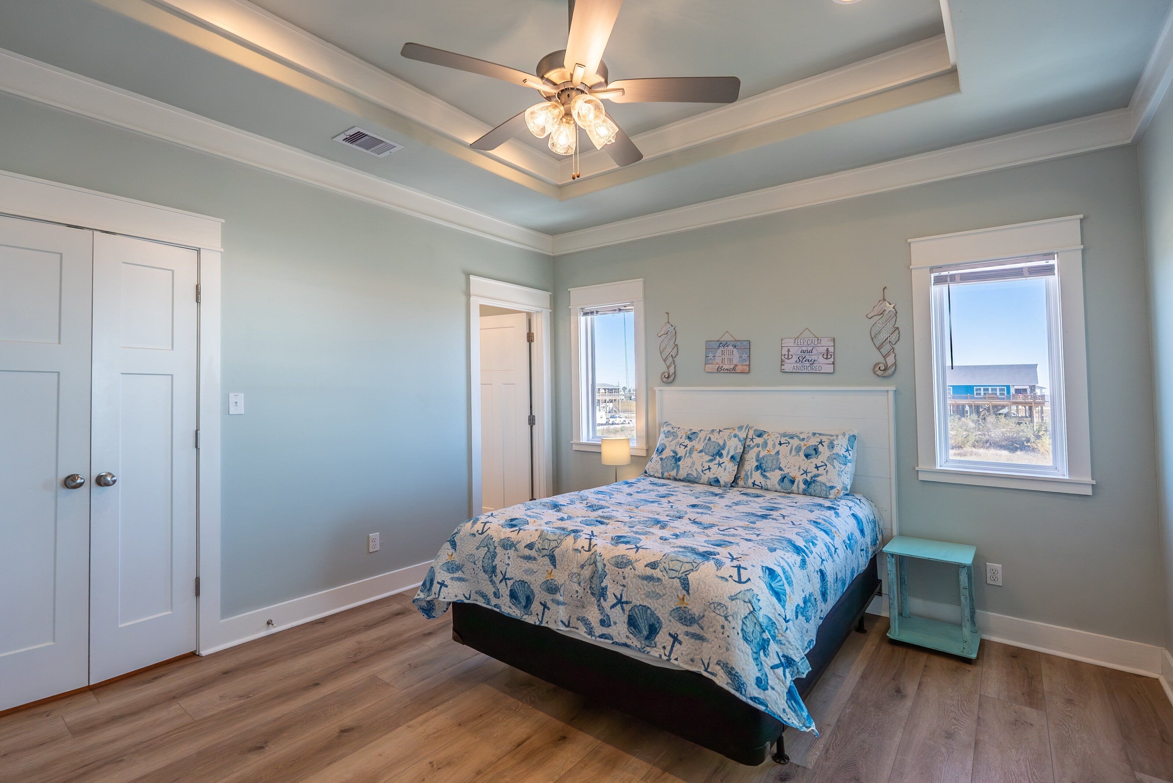 3 camere, una scrivania, Wi-Fi gratuito, lenzuola