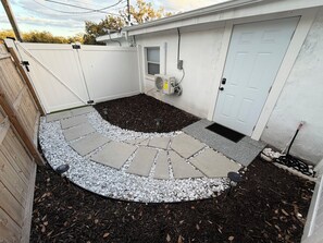Property grounds - Elegant & comfortable suite (Tampa)