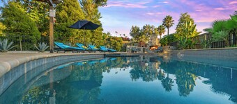 3000 Sqft 5BR - 4BTH Villa with Pool, Hot Tub, 8 Parking in Fallbrook, Wineries