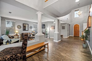 Smart-tv, videospil, bøger, musikbibliotek