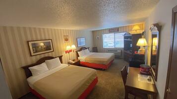 Rom – standard | Blendingsgardiner, strykejern/-brett, wi-fi (inkludert) og sengetøy