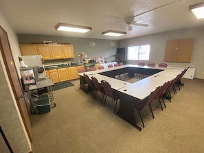 Free daily continental breakfast - Pioneer Motor inn (Westfield)