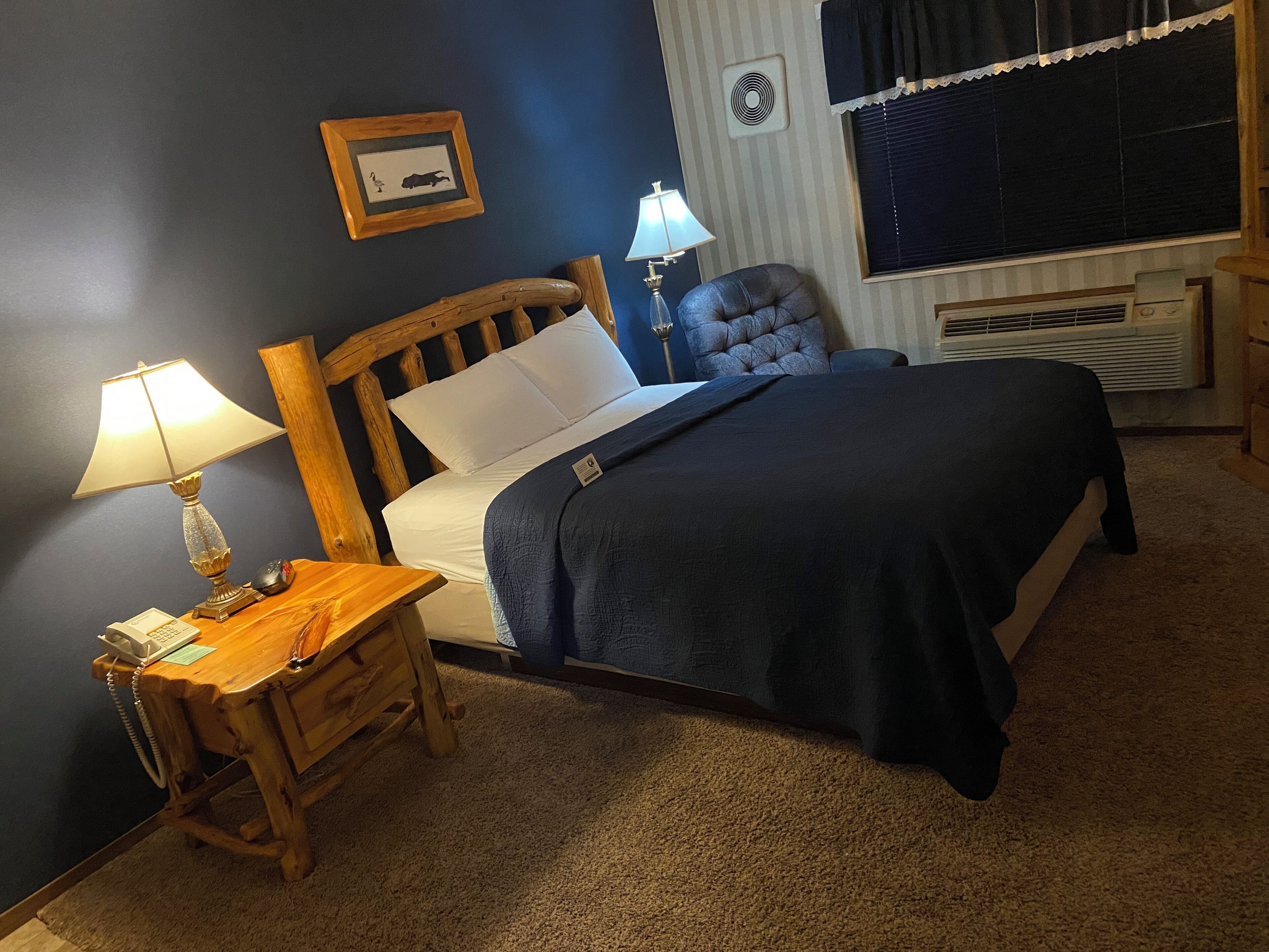 Rom – standard | Blendingsgardiner, strykejern/-brett og wi-fi (inkludert)