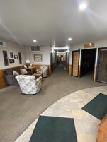 Sala de estar en el lobby