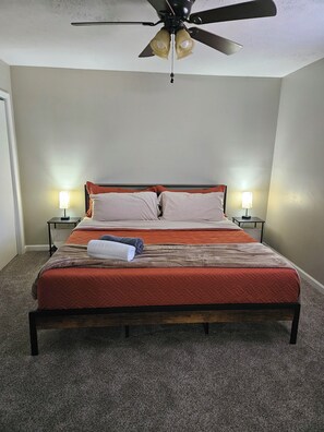 4 bedrooms, free WiFi, bed sheets