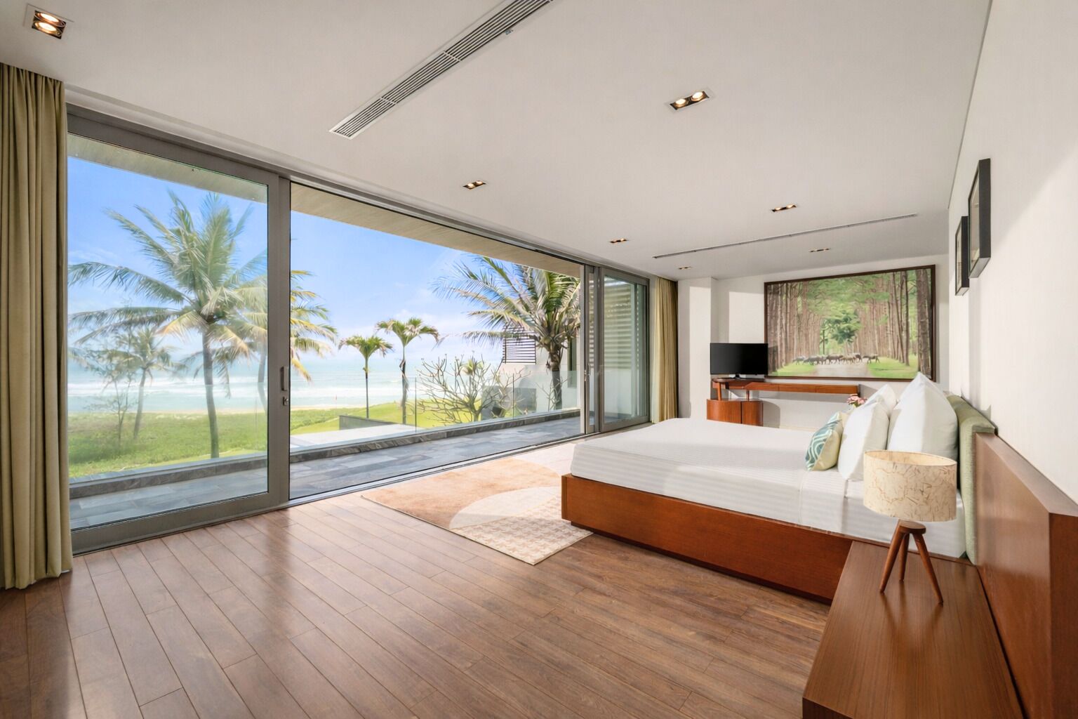 Fer et planche à repasser, accès Internet