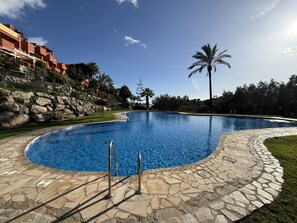 Pool - SR Reserva de Marbella M3 2BDR with sea view (Marbella)