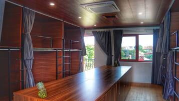 Shared Dormitory, Mountain View | Interior