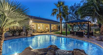 Dream Come True: Pvt Htd POOLw/Waterfall, Covered Patio, Gas Grill & Fire Pit