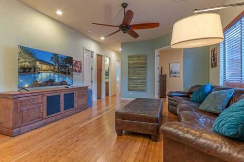 Dream Come True: Pvt Htd POOLw/Waterfall, Covered Patio, Gas Grill & Fire Pit