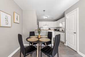 Dining - The Family Float at Autumn Ridge, Hosted by Byers & Harvey (Clarksville)