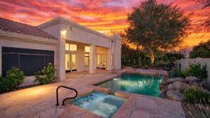 A residential property with a swimming pool, a hot tub, and a patio area. - Princess Views-Pool & Spa-Walk to TPC Scottsdale (Scottsdale)