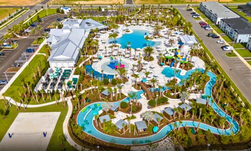 New Listing 10BR/8BA, Private Pool/SPA near Disney