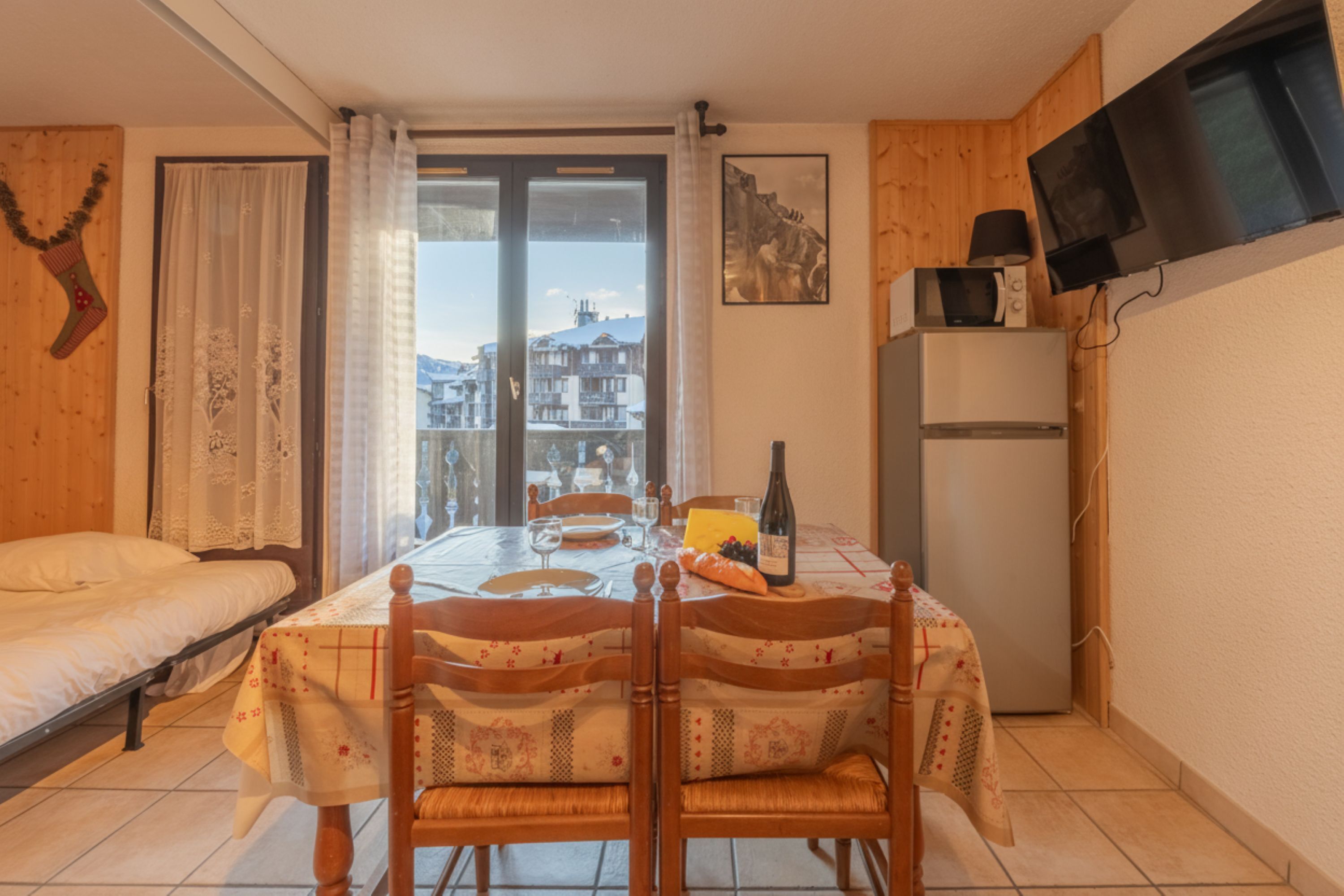 1 bedroom, iron/ironing board, bed sheets