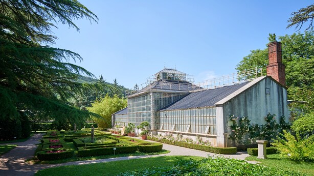 Property grounds - Vila Leonarda with Terrace and Garden, Miren, Slovenia (Miren)