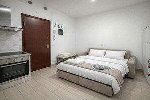 Bed sheets - Vespucci Studio - Next to the Sea, Alassio, Italy (Alassio)