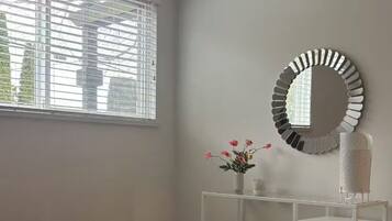 2 bedrooms, iron/ironing board, WiFi, bed sheets