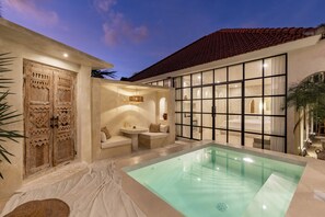 Utomhuspool