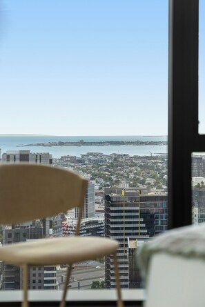 Interior - Queensbridge Atelier Suite Southbank. Pool, and wellness center next to Crown. (Southbank)