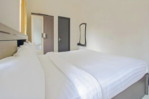 Premium Studio Suite | Free WiFi - Shree Mantra Residency (Yercaud)