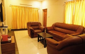 Living area - Shree Mantra Residency  (Yercaud)