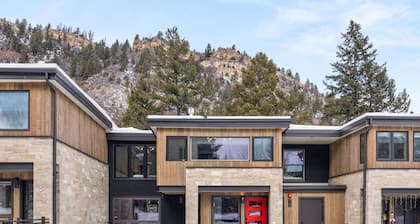 Newly Listed With Great Rates For March Ski Trips! Across The Street From Aspen Highlands Ski Area