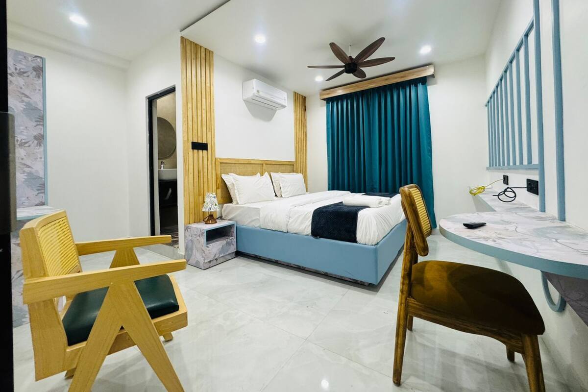 Deluxe Double Room | Desk, free WiFi