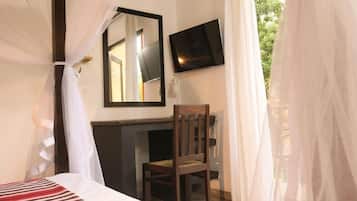 Bügeleisen/Bügelbrett, WLAN, Bettwäsche