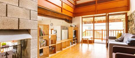 Televisio, DVD-soitin, stereot