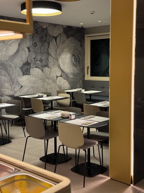 Colazione a buffet inclusa, servita tutte le mattine 