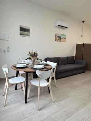 Departamento, vista a la ciudad | Restaurantes