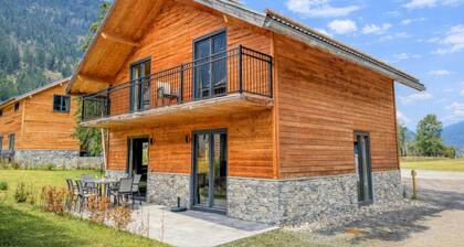 Luxury chalet with sauna near a lake in the Alps