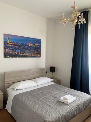 Iron/ironing board, WiFi, bed sheets - SMN Family Apartments - In front of SMN Station up to 10 guests (Firenze)