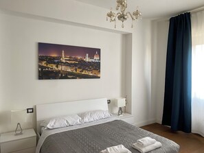 Iron/ironing board, WiFi, bed sheets - SMN Family Apartments - In front of SMN Station up to 10 guests (Firenze)