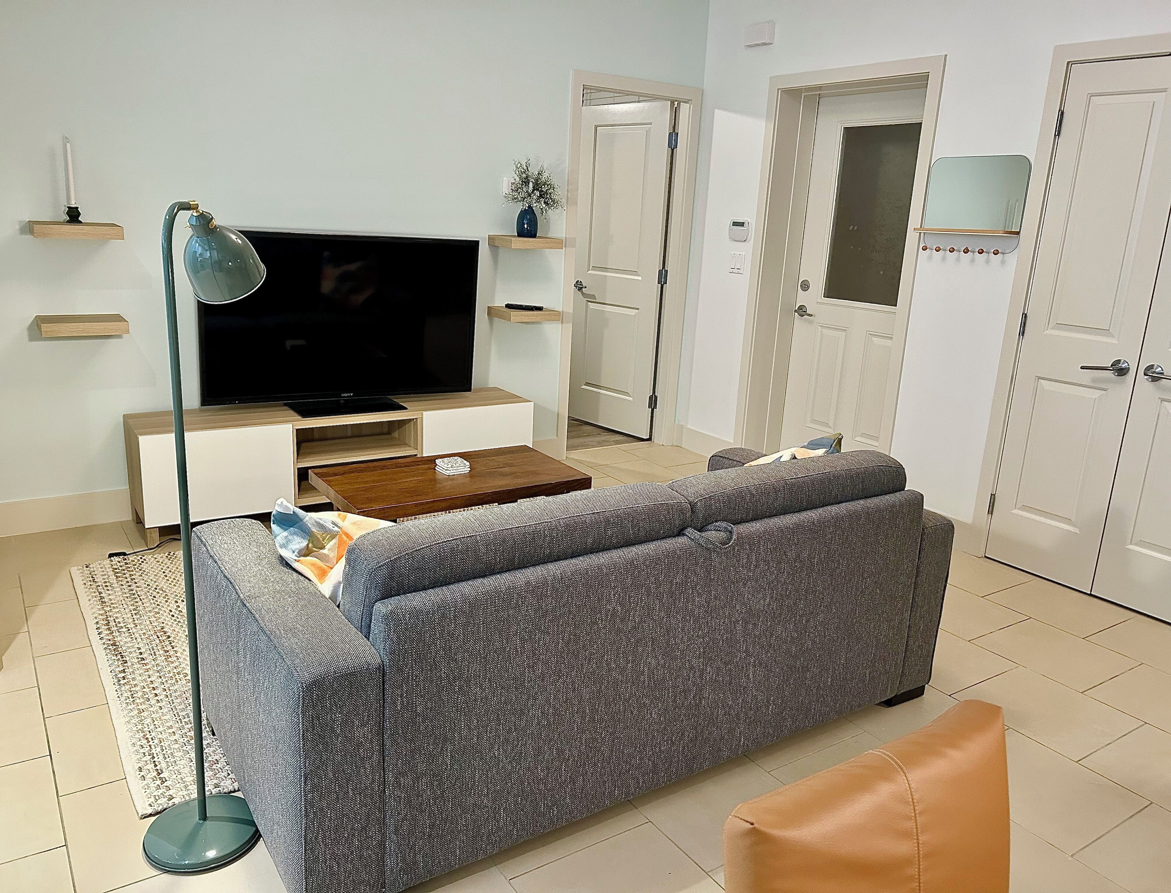 Fern Hollow - Unwind In This Nature Inspired Suite In Edgemont Village. - 北溫哥華市
