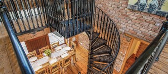 The Threshing Barn - UKC8847