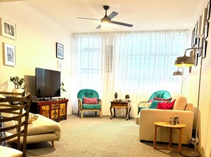 Living area - Stylish City Apartment. Close to City, Oxford St, Restaurants and Nightlife. (Darlinghurst)