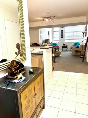 Interior - Stylish City Apartment. Close to City, Oxford St, Restaurants and Nightlife. (Darlinghurst)
