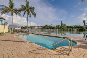 Pool - Walk to Beach! Treasure Island Gem w/ Water Views (Treasure Island)