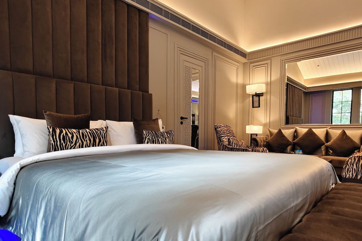 Deluxe Double Room | Free WiFi